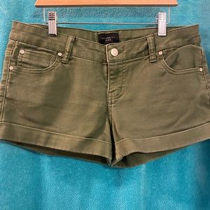 Celebrity Pink Shorts Size 9